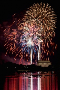 fireworks, independence day, july 4th, monuments, lincoln, dc, hdr, photography, photo, travel, angela b. pan, abpan